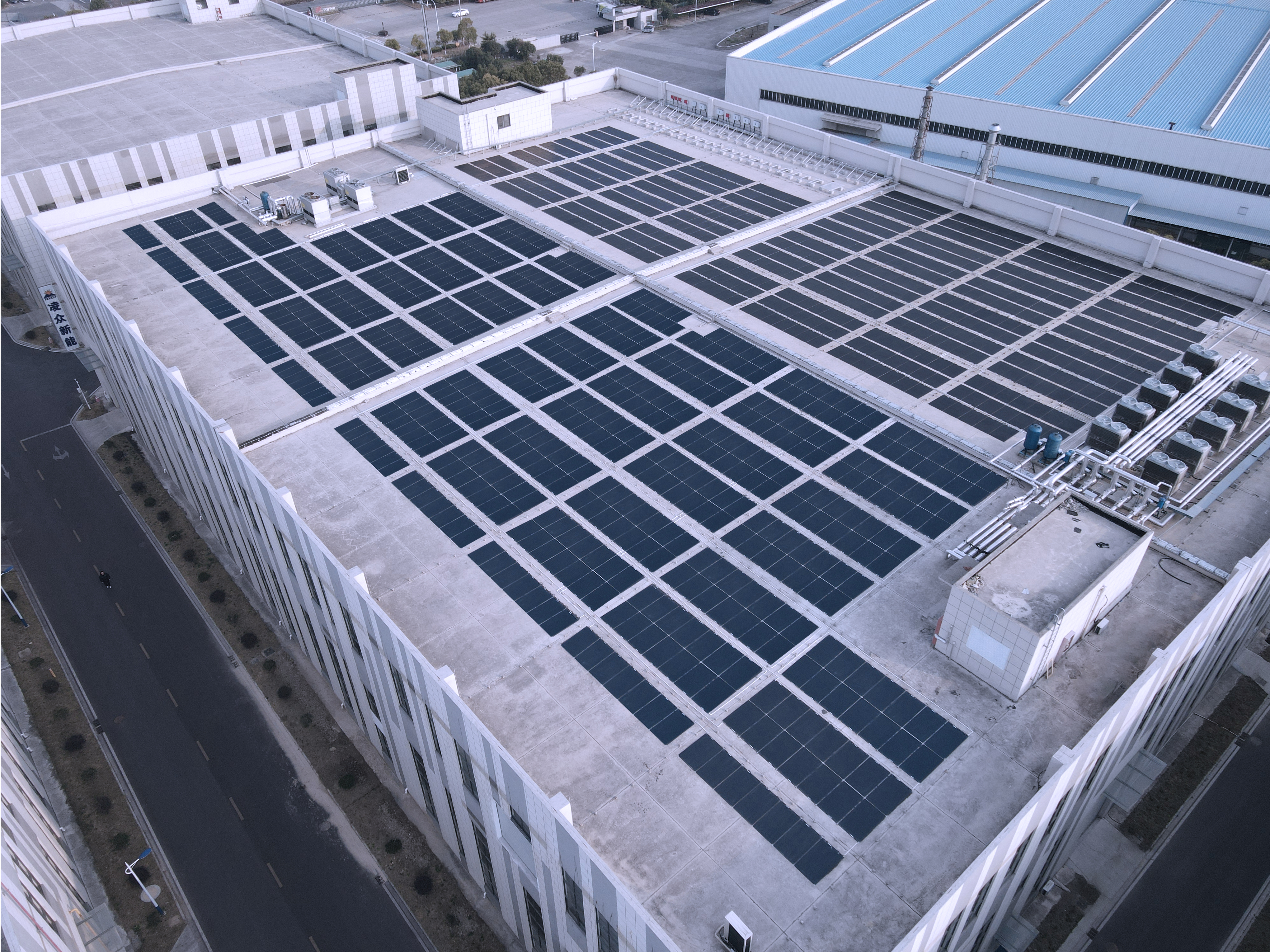 最新-P rooftop.jpg
